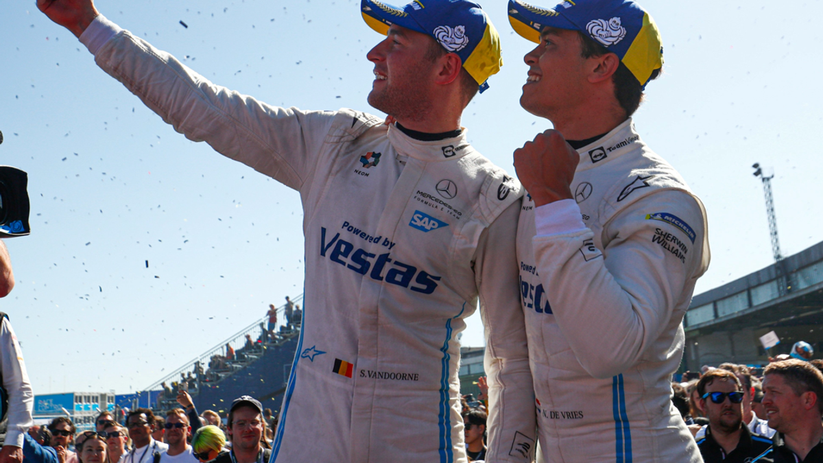 © FormulaE