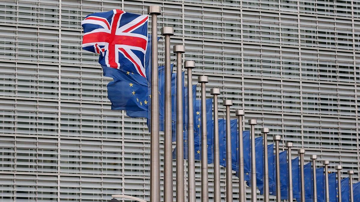 Chiude la classifica la Brexit, ossia l'uscita della Gran Bretagna dall'Unione europea. Tale decisione ha dato il via a una complessa procedura di divorzio, che costringe Londra e Bruxelles a ricostruire un rapporto nuovo dopo un lungo matrimonio. © ansa