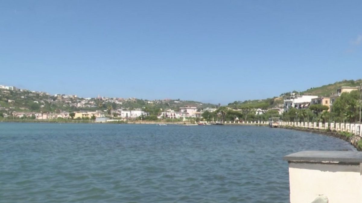 Estate, da Sorrento a Praia scattano le regole del decoro © Da video