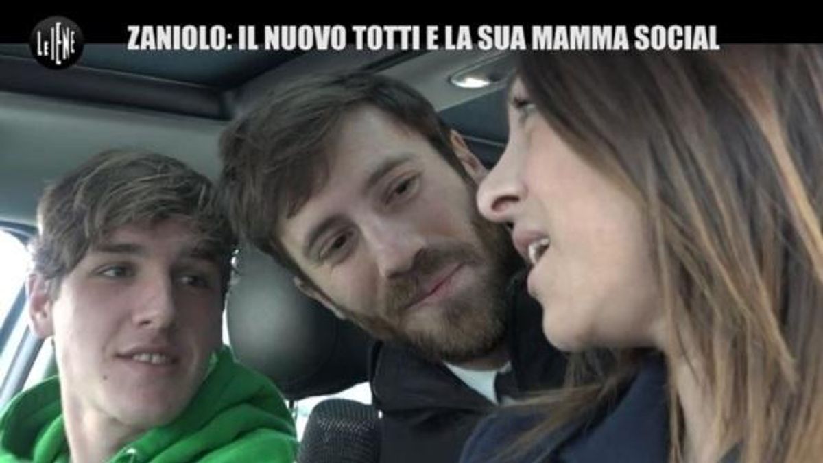  © Web