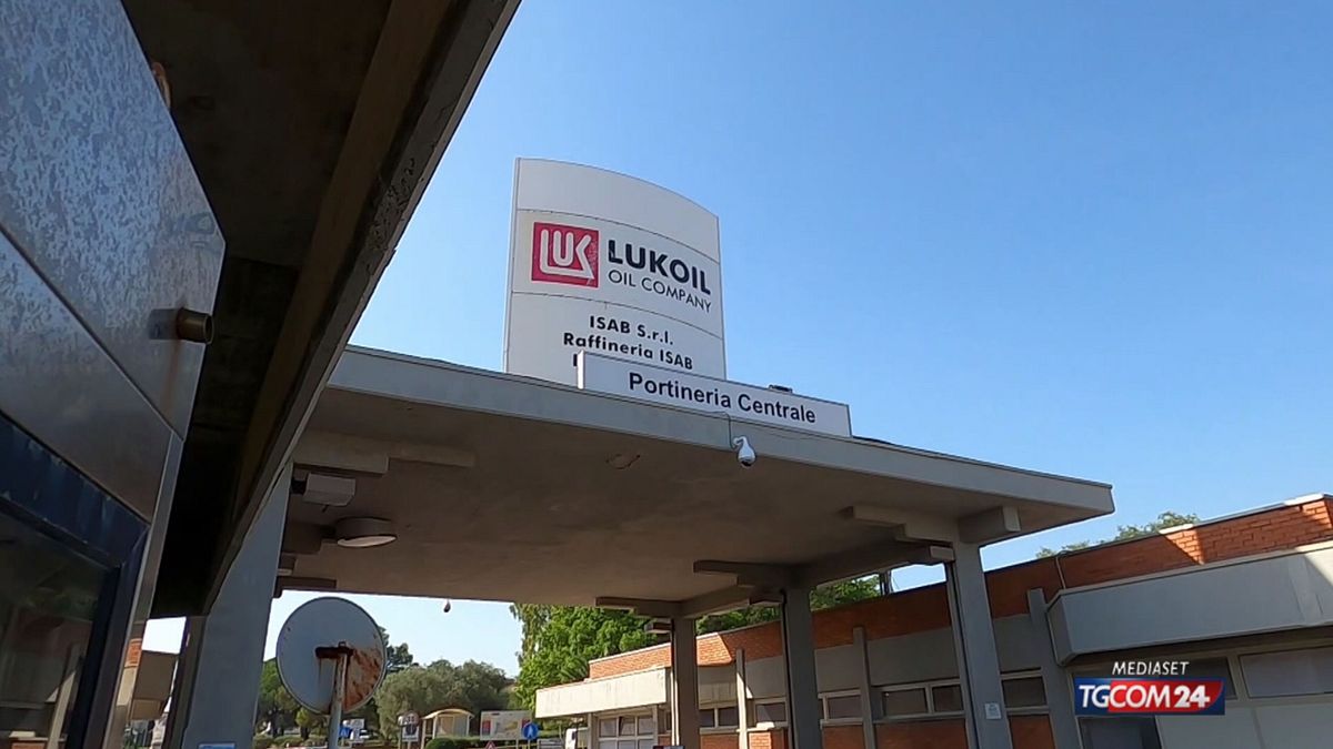 12.00 LUKOIL VERSO LA NAZIONALIZZAZIONE SRV © Da video