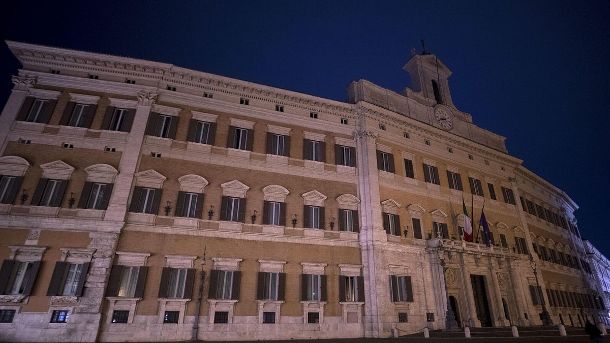  Piazza Montecitorio - Roma © Ansa