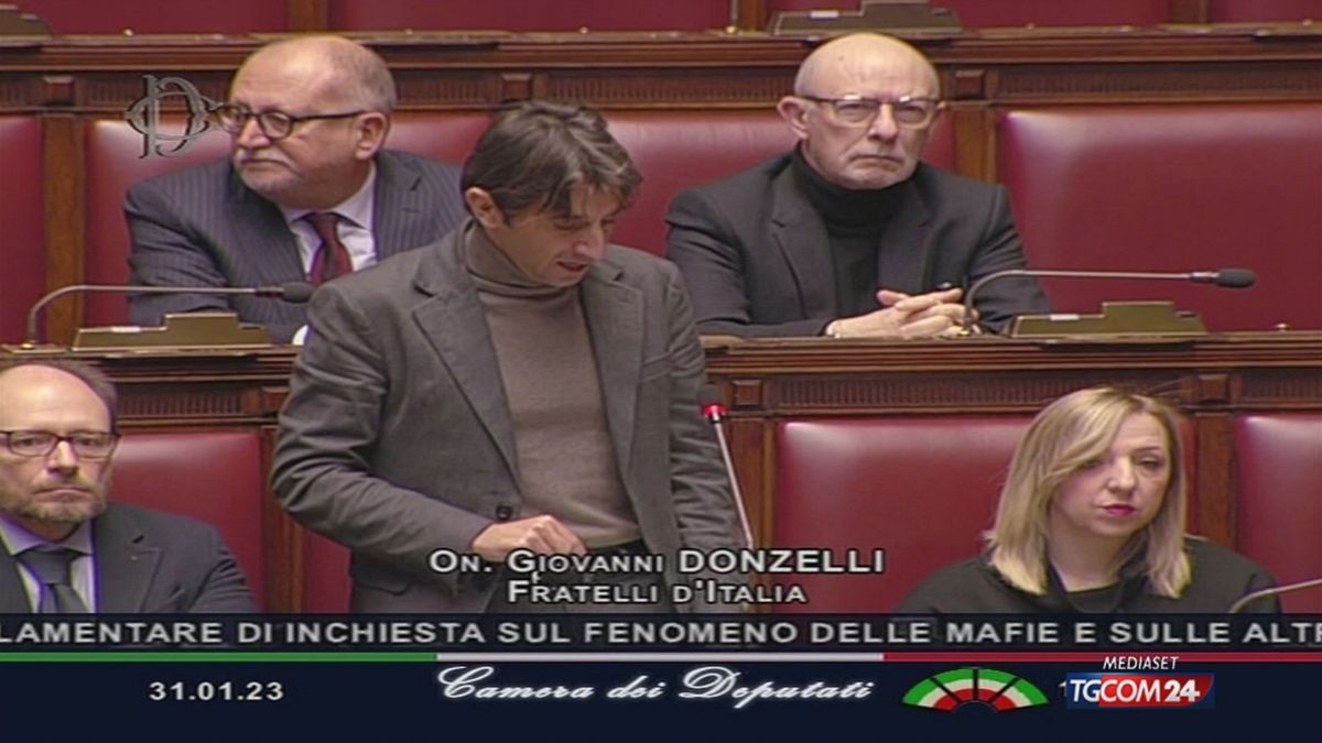 19.00 SCONTRO CON DONZELLI © Da video