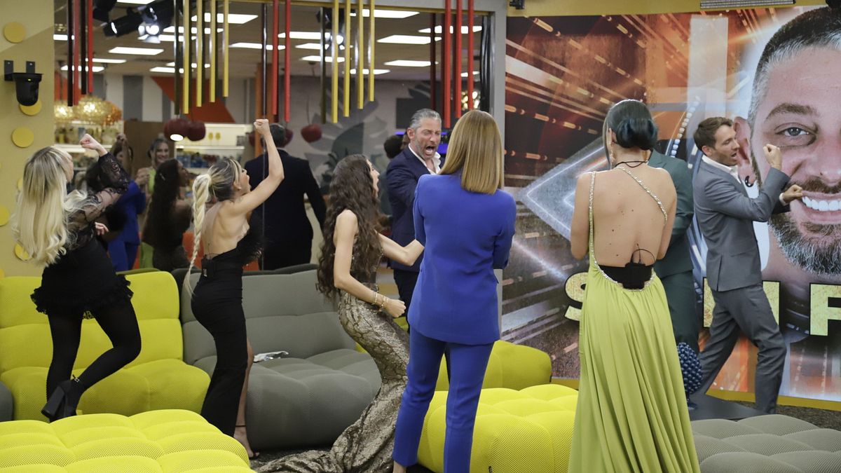  © Endemol Shine Italy