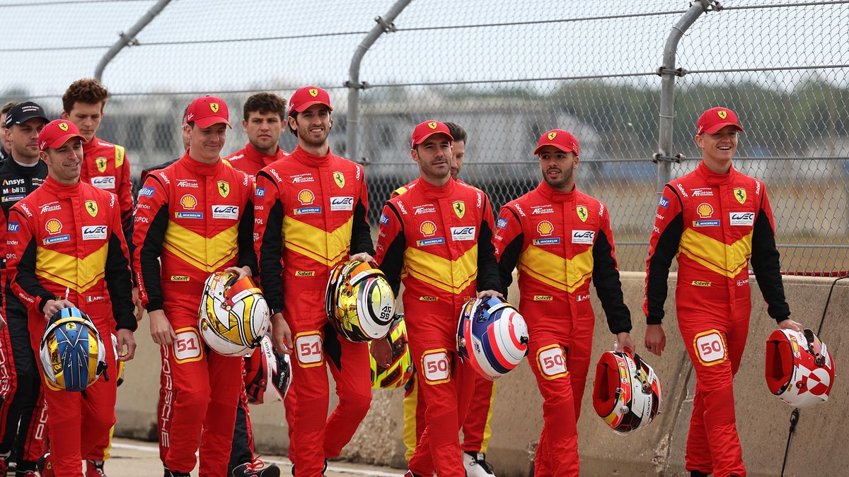  © Ferrari