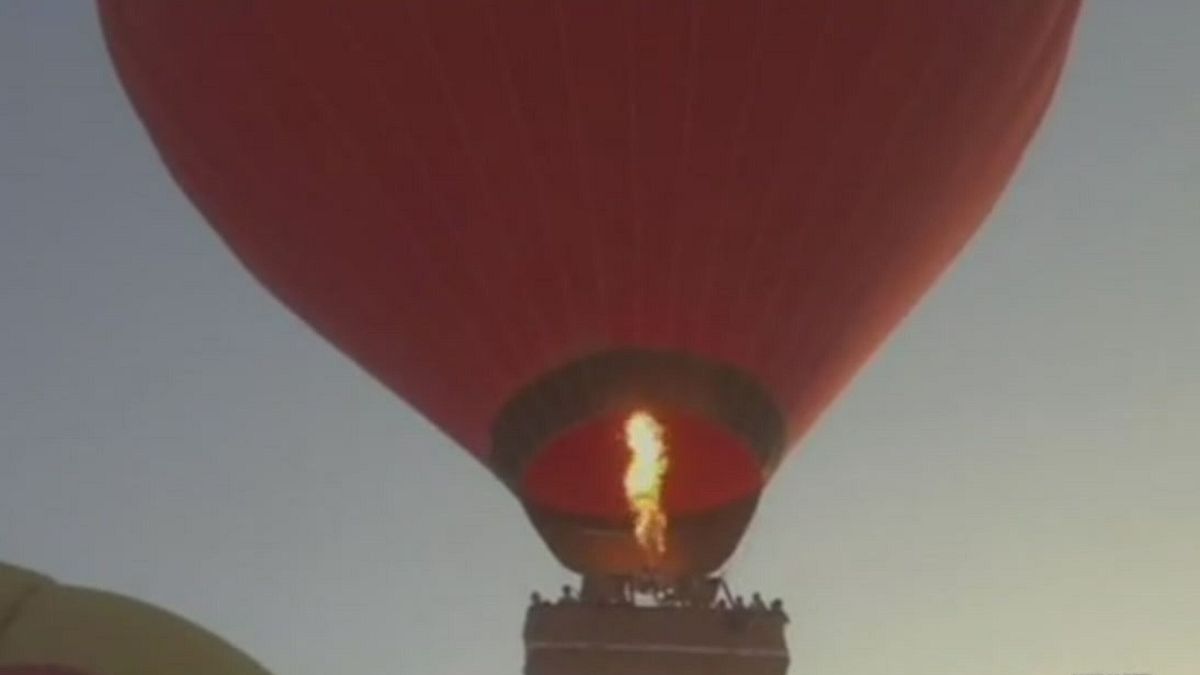 Egitto, cade mongolfiera: 18 morti © Da video