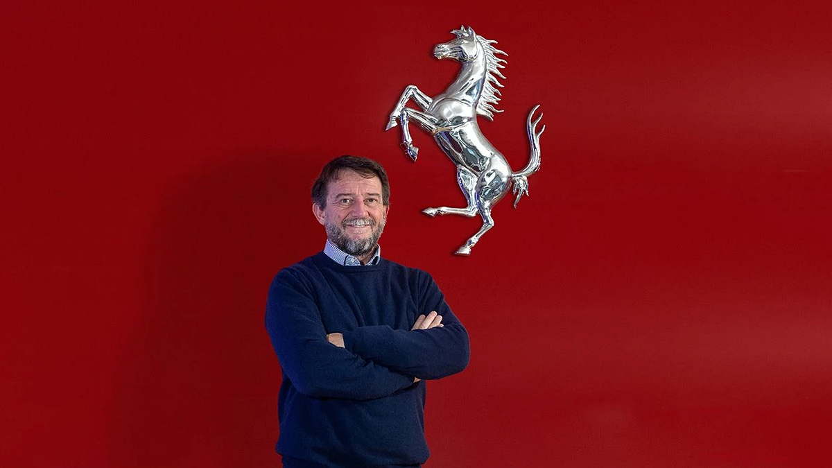  © Ferrari