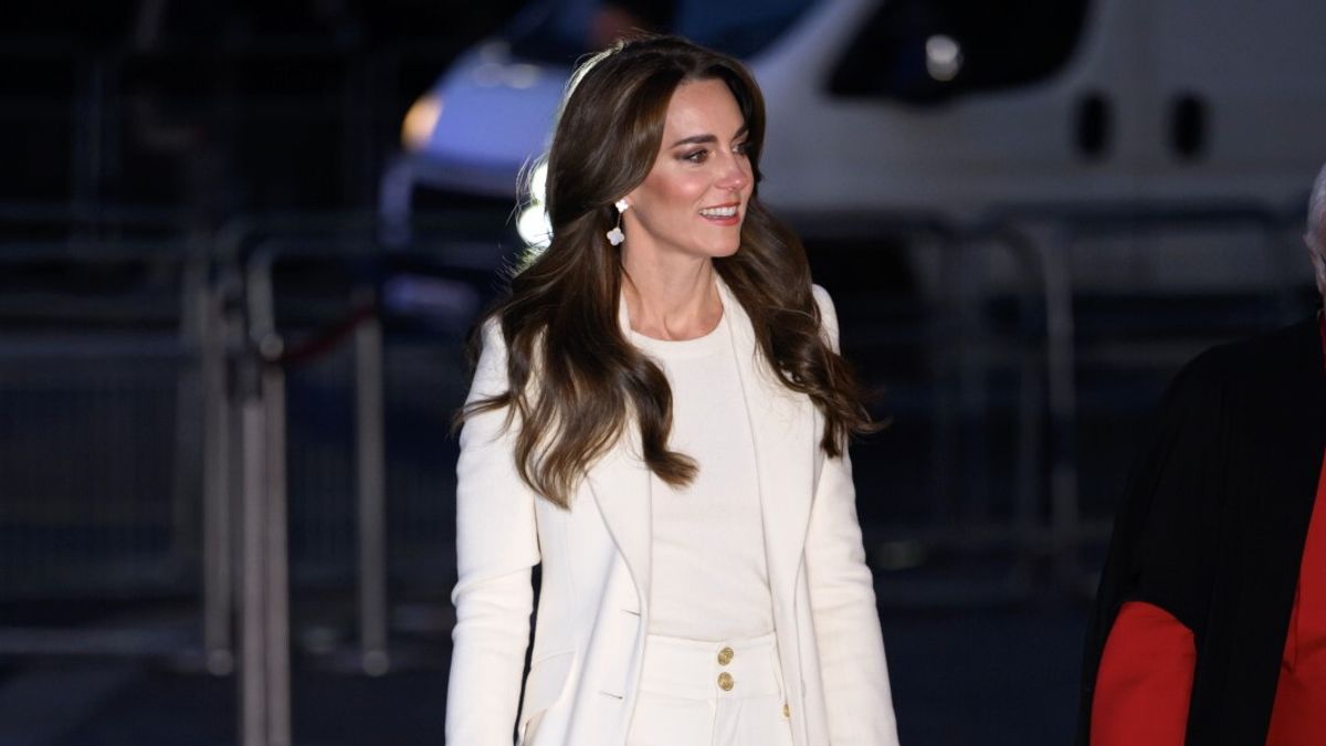 Kate Middleton, i look di Natale: l'outfit indossato dalla principessa del Galles per il tradizionale concerto nell'abbazia di Westminster, l'8 dicembre scorso © IPA