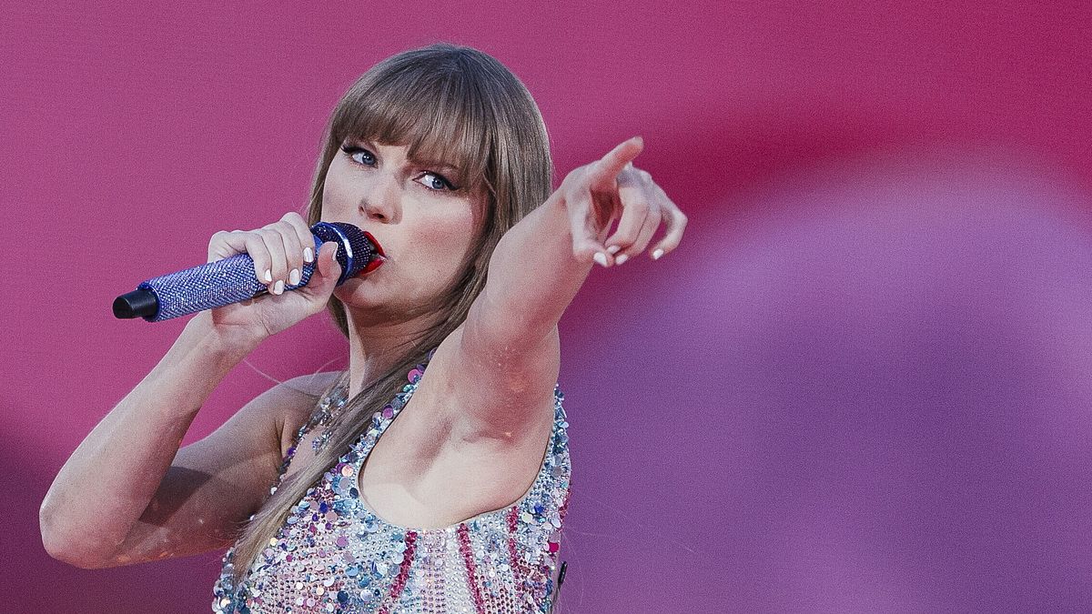 Taylor Swift: il suo iconico beauty look per l'Eras Tour a Lisbona © Afp