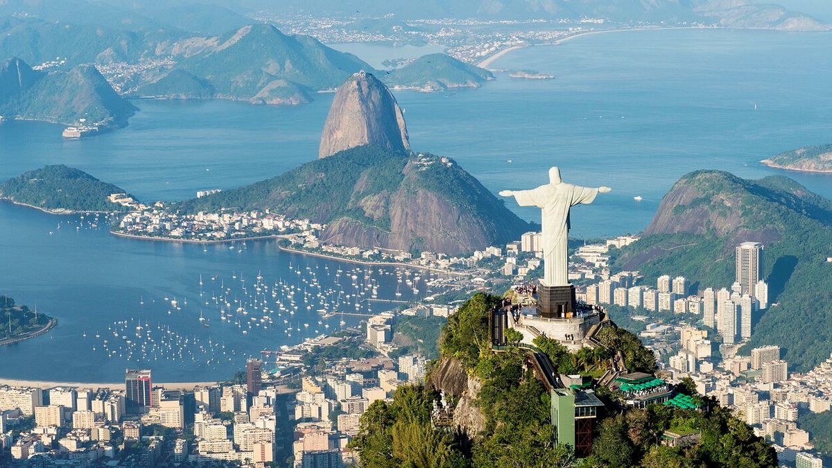  Cristo Redentore del Corcovado, Rio de Janeiro, Brasile © Istockphoto