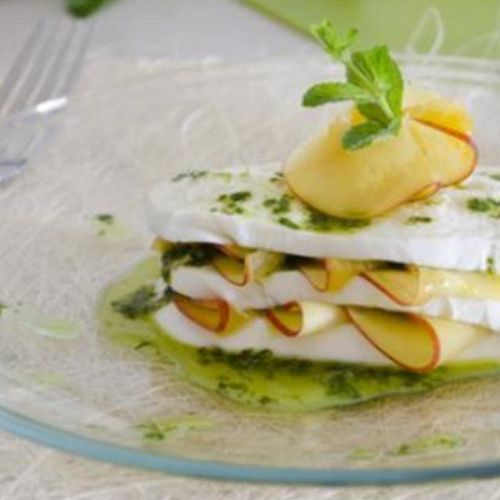 Carpaccio di pesche e bufala