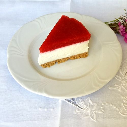 Cheesecake alle fragole senza cottura