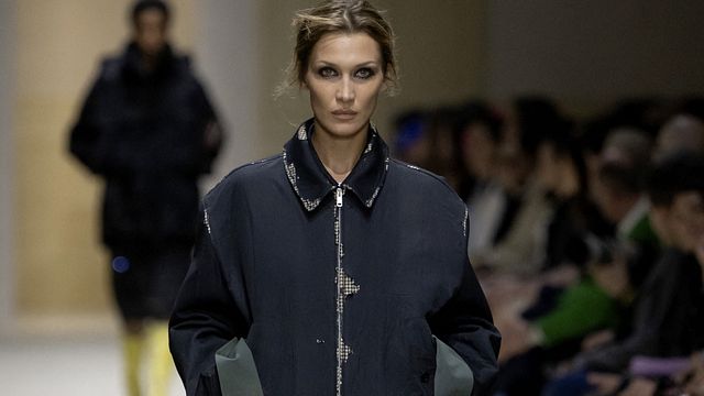 © Afp| Prada, collezione donna autunno inverno 2026-2027. In passerella anche Bella Hadid