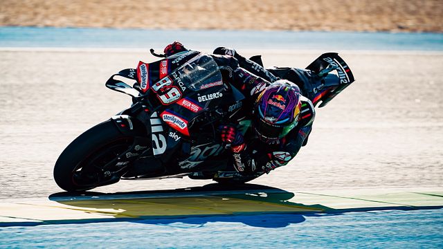 © Aprilia Racing Press Office 