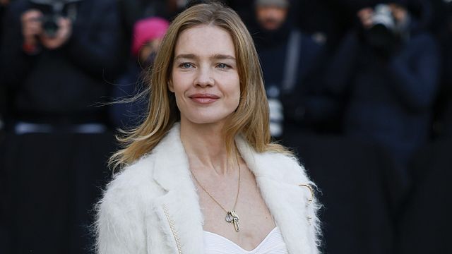 © IPA | Schiaparelli, volti noti e celebs per la sfilata di alta moda primavera estate 2025 a Parigi: Natalia Vodianova