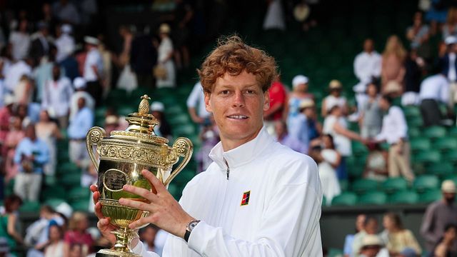 © italyphotopress | Jannik Sinner e il trofeo di Wimbledon 2025