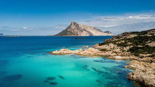 © Istockphoto |  Isola Tavolara, Sardegna