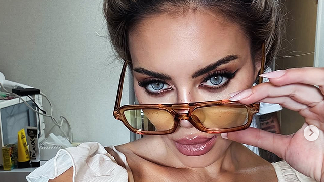 © Instagram. @elenamoralireal 