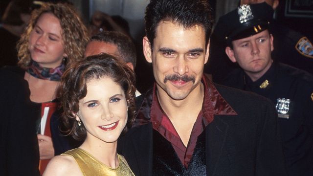 © Getty |  Robert Kelker-Kelly e Miriam Parrish all'Annual Soap Opera Update Awards nel 1996