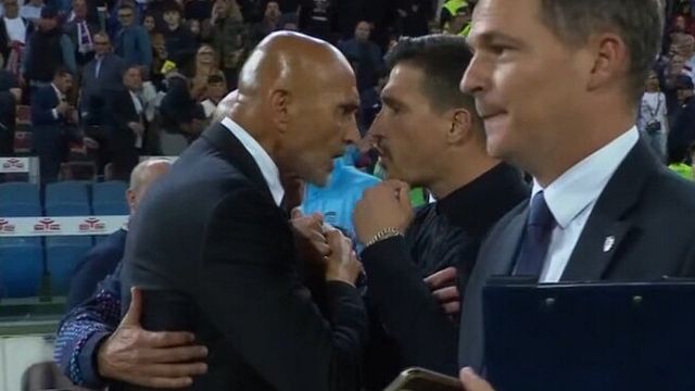 © Da video