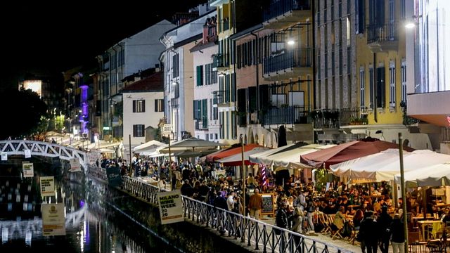 © Ansa | Stretta sulla movida: bar, ristoranti, pub, gelaterie e pasticcerie aperti fino alle 24 con servizio al tavolo e sino alle 21 in assenza di servizio al tavolo