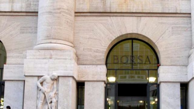 © agenzia