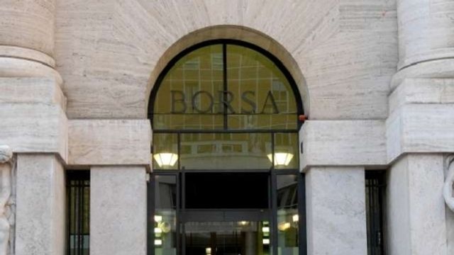 © agenzia