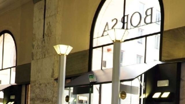 © agenzia