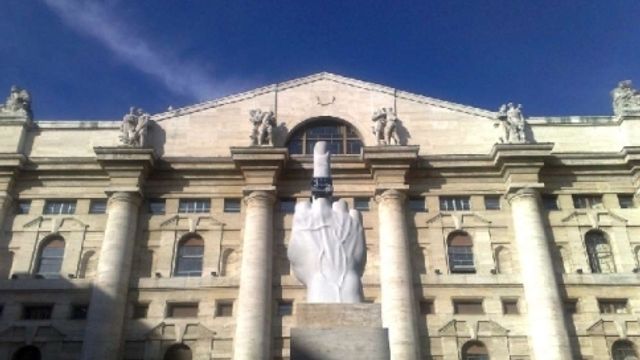 © agenzia