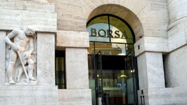 © agenzia