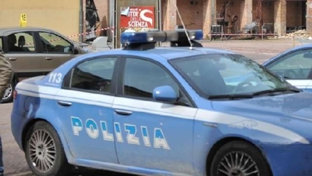 © agenzia