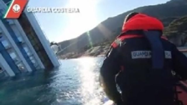 © Da video