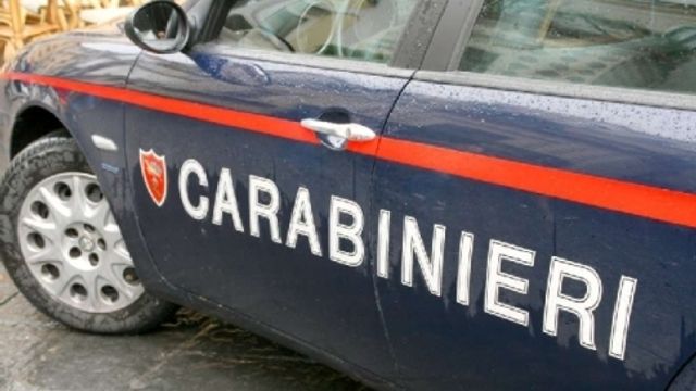 © agenzia