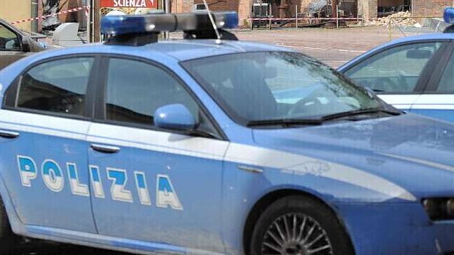 © agenzia