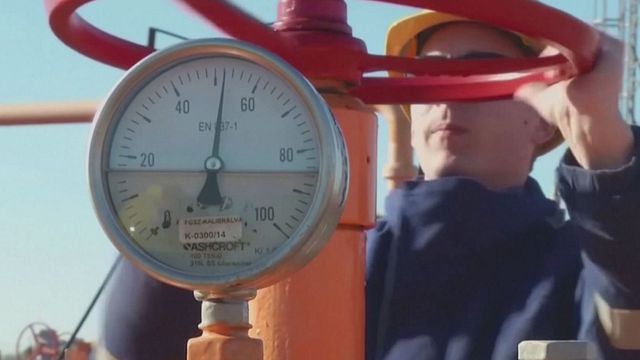 © Da video | 12.00 GAS GIU', MA NON E' SOLO IL TETTO SRV