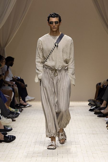 © Ufficio stampa  | Emporio Armani collezione uomo primavera estate 2026 (courtesy of Giorgio Armani)