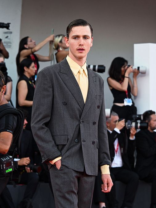 © IPA  | Tre attori non ancora trentenni in corsa per interpretare il nuovo James Bond: Tom Holland