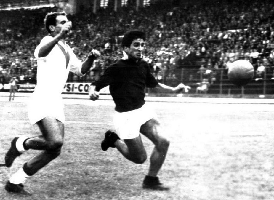 © ansa  | Gigi Meroni, scomparso il 15 ottobre 1967 dopo esser stato investito mentre attraversava corso Re Umberto a Torino