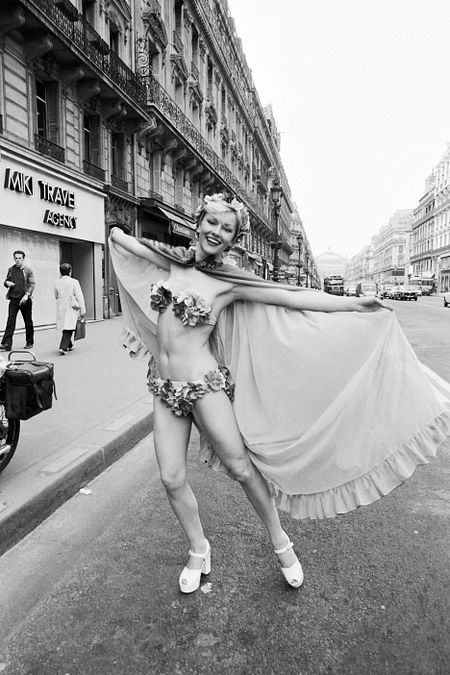 © Afp  | Foto scattata il 5 luglio 1946 alla piscina Molitor di Parigi: una candidata a un concorso di bellezza con indosso un bikini di Louis Réard