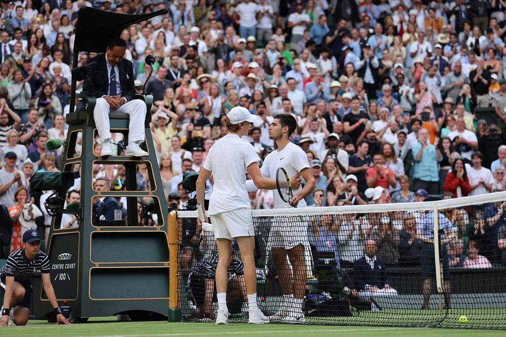 © afp  | 3 novembre 2021: Masters Parigi, secondo turno. Vince Alcaraz 7-6, 7-5