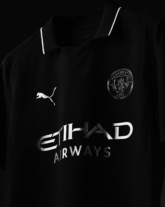 © @pumafootball @mancity 