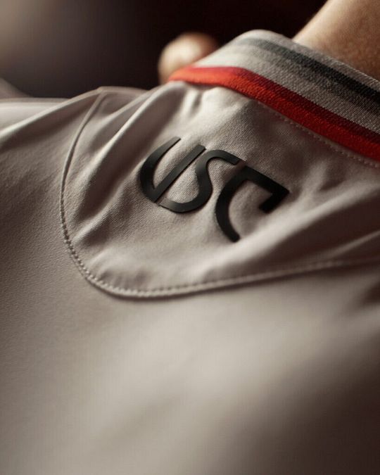 © @ Cremonese 