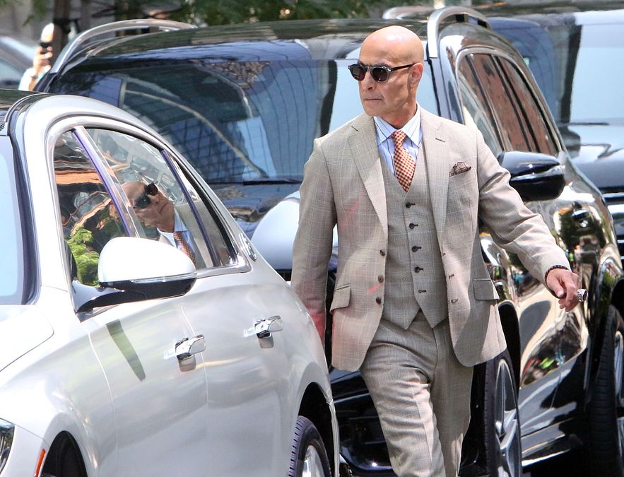 © IPA  | Il Diavolo veste Prada 2, il look impeccabile sul set di Stanley Tucci