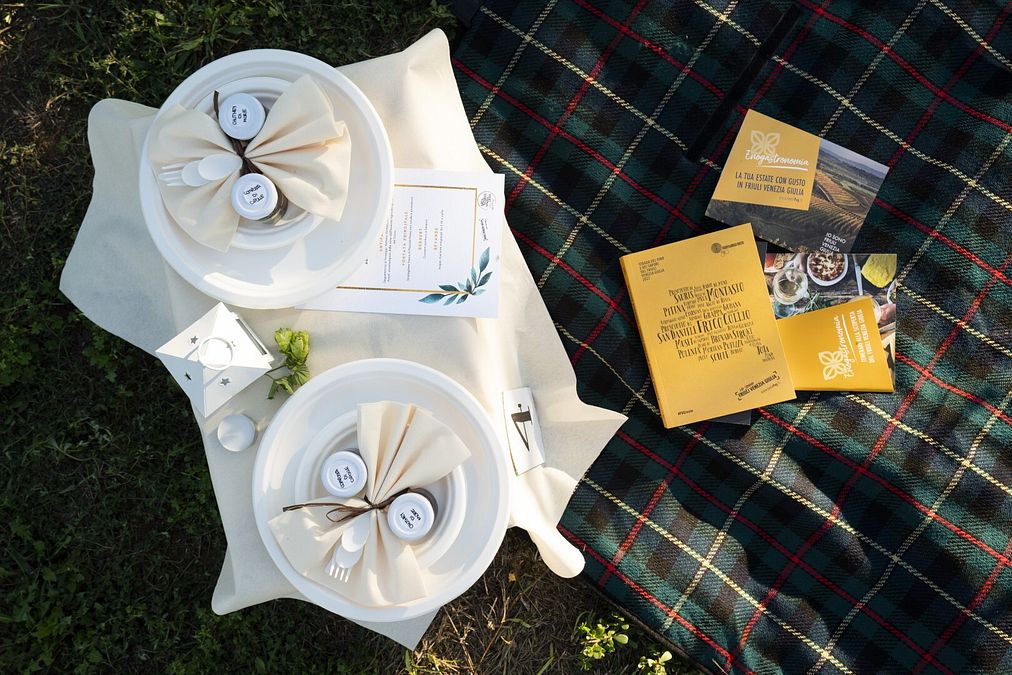 © Ente del Turismo  | Pic nic in vigna - ph Fabrice Gallina