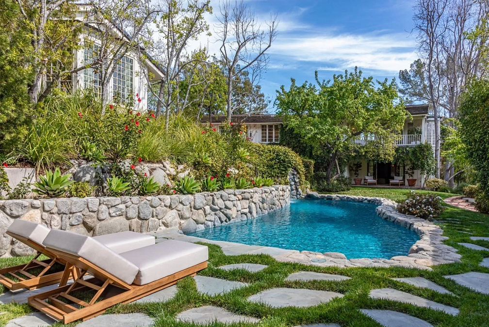 © Sotheby International Realty 