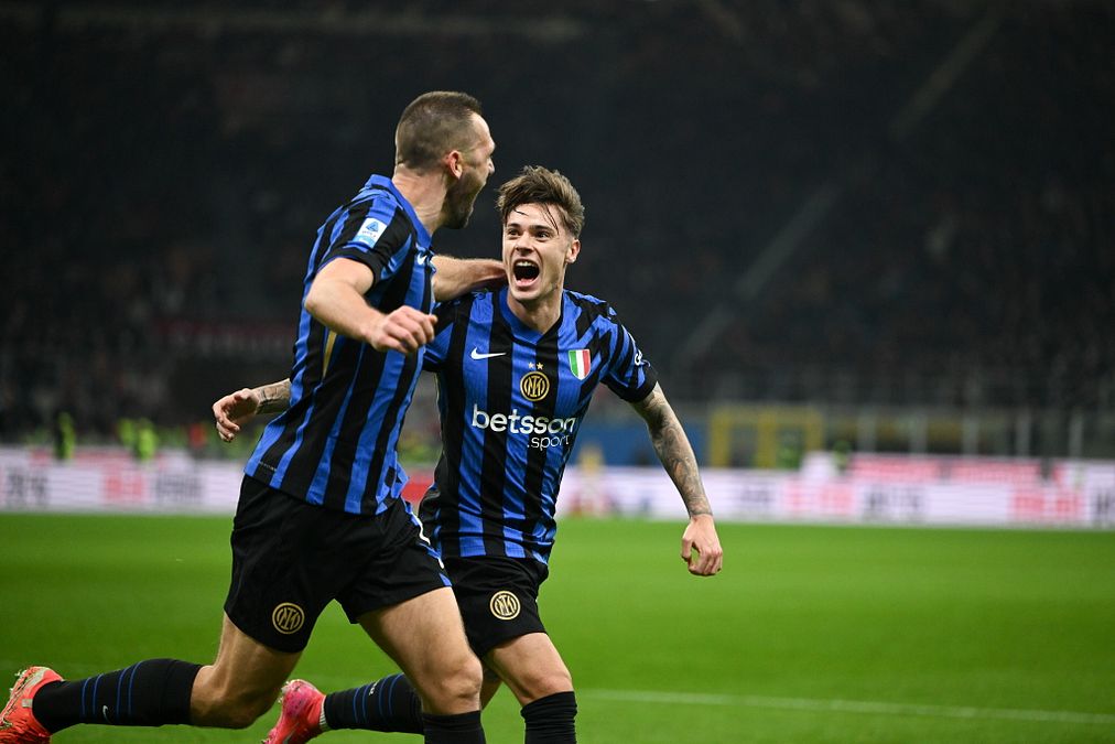 © IPA  | Nicola Zalewski ha esordito con l'Inter nel febbraio del 2025: subito un assist nel derby col Milan per il gol del pari di De Vrij (1-1 il finale). Poi altre 16 presenze e un gol col Torino in trasferta