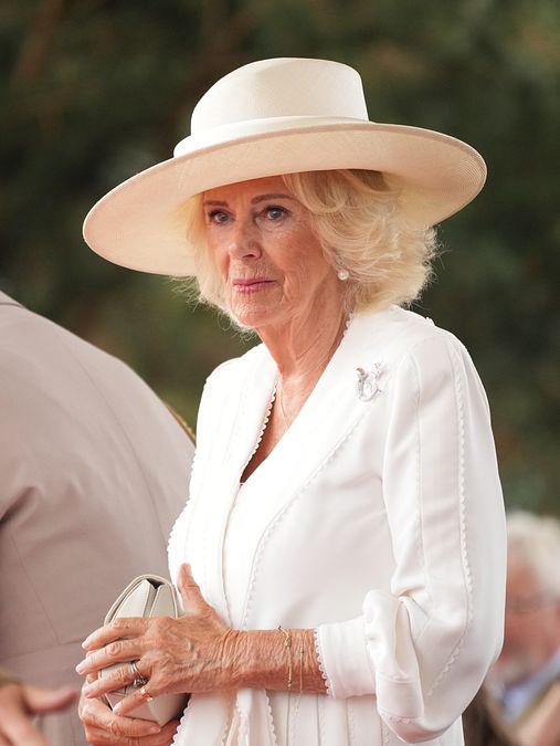 © IPA  | La regina Camilla accanto a re Carlo alla cerimonia nazionale di commemorazione per celebrare l'80° anniversario del VJ Day presso il National Memorial Arboretum di Alrewas, nello Staffordshire