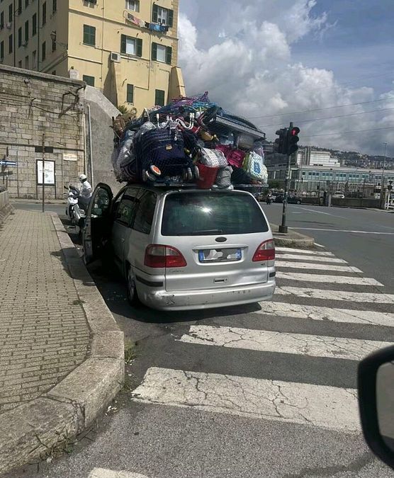 © Facebook / Francesco Emilio Borrelli 