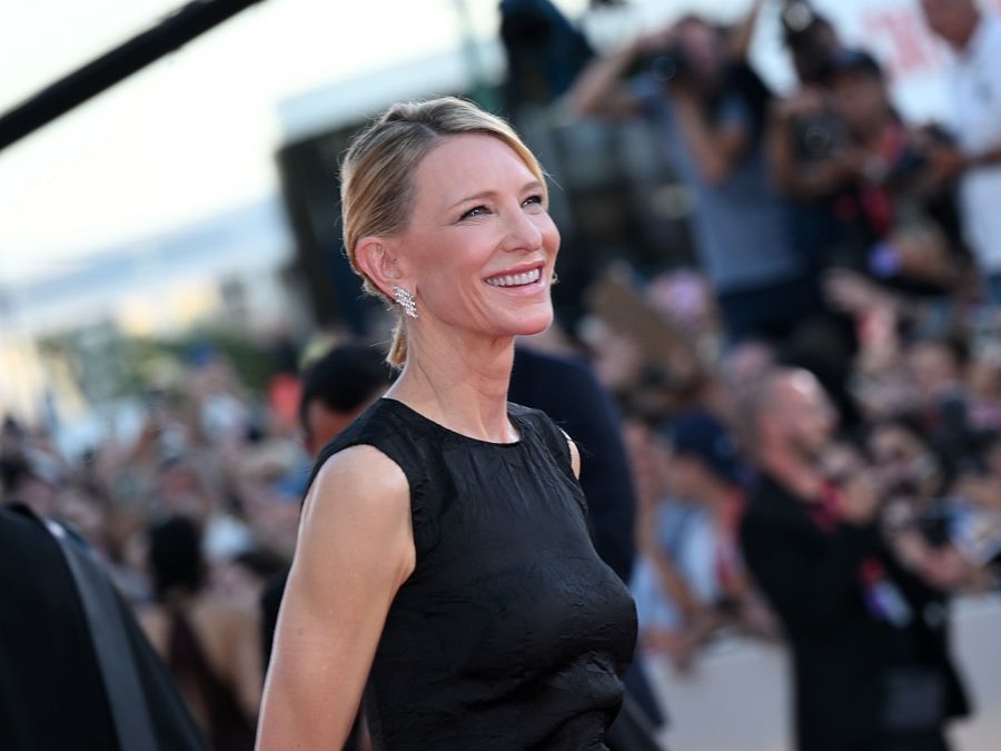 © IPA  | Venezia 82, gli hair look più belli delle star sul red carpet: Cate Blanchett