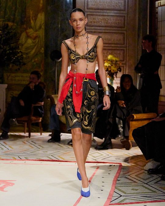 © Ufficio stampa  | Versace, collezione primavera estate 2026